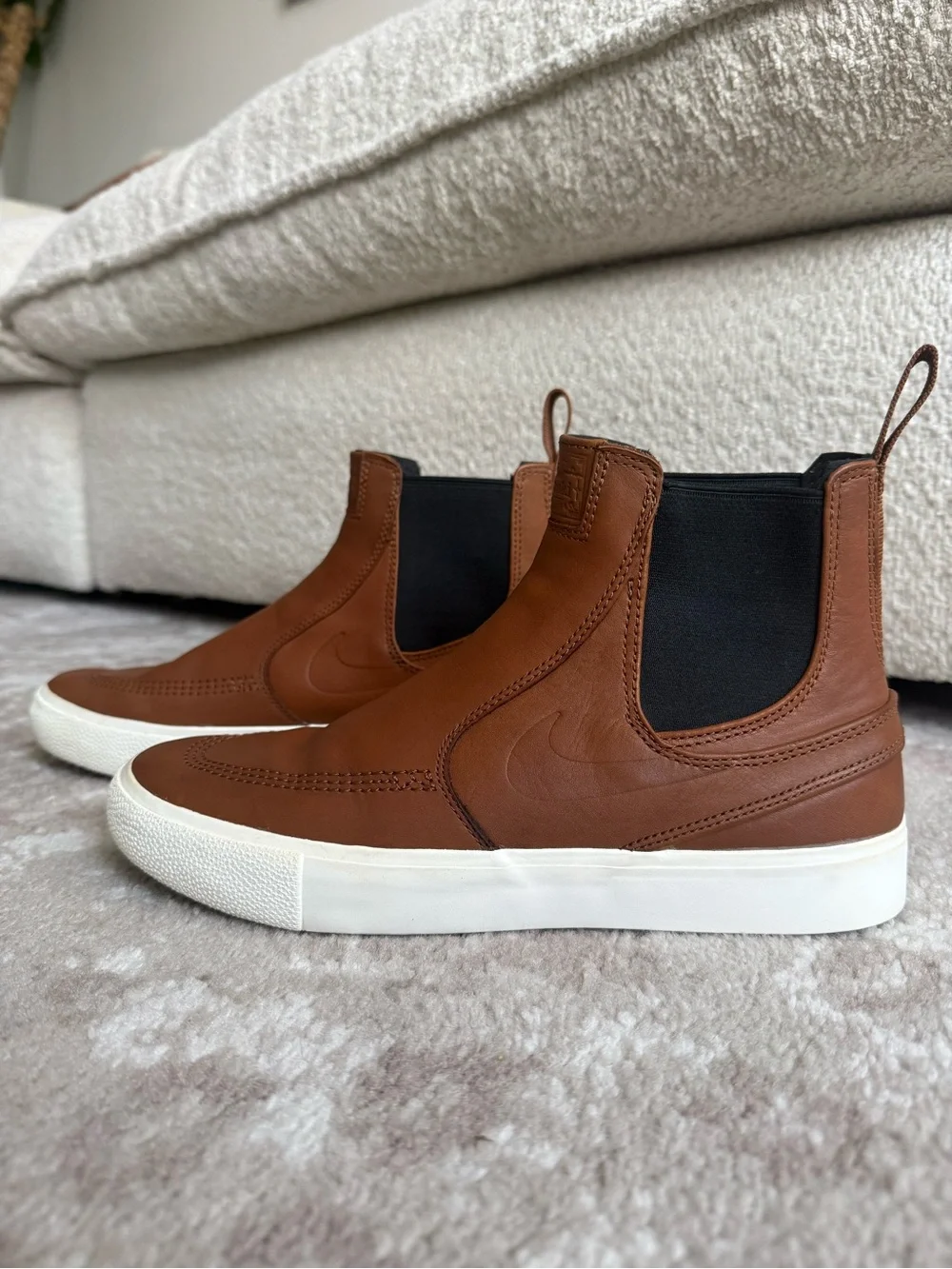 Nike excellent near